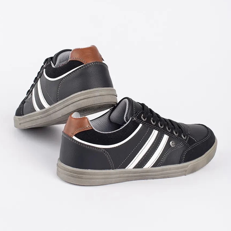 Black women's sports shoes VICO 1 Black women's sports shoes VICO 1