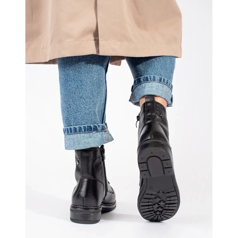 Black women's leather lace-up ankle boots by Sergio Leone 1