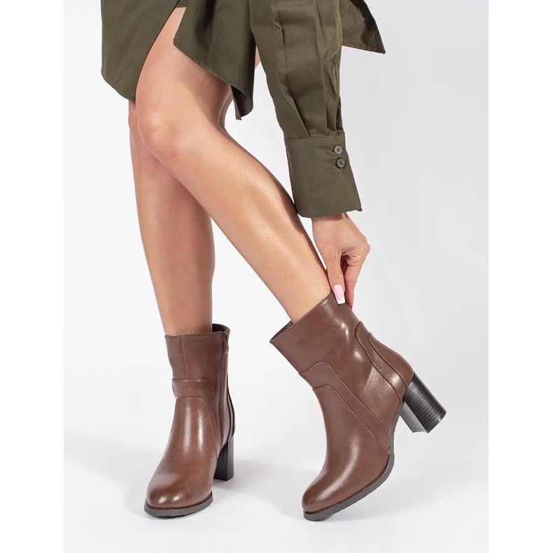 Brown leather women's ankle boots by Sergio Leone 2