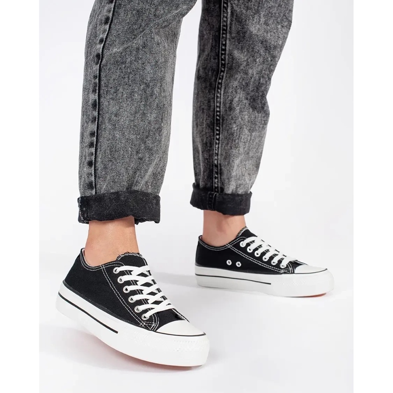 Seastar Black classic women's lace-up sneakers with a platform 1