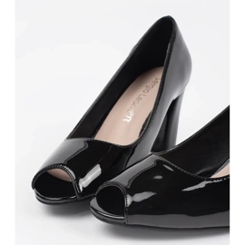 Painted black pumps on the Sergio Leone post 1