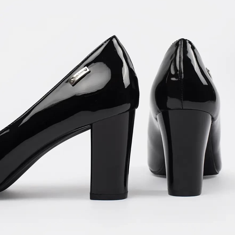 Painted black pumps on the Sergio Leone post 2