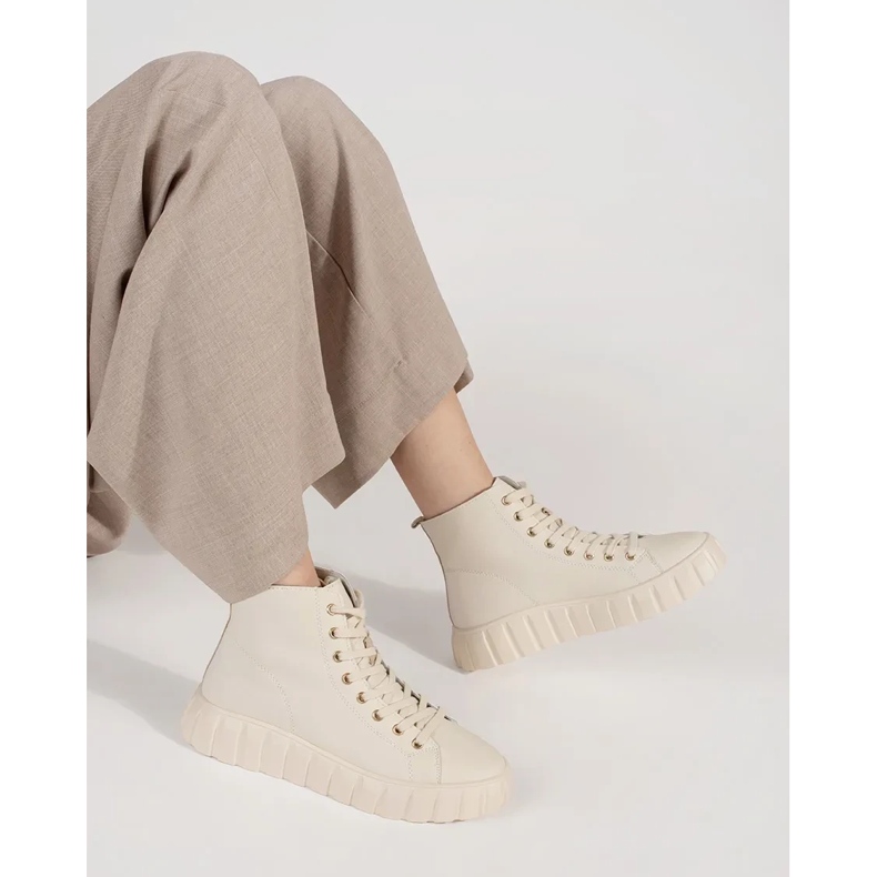 Goodin High light -beige women's sneakers on the platform 1
