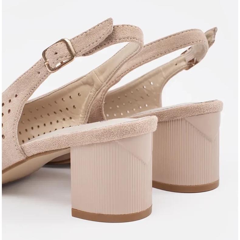 Goodin Light -beige openwork sandals on a low post 1
