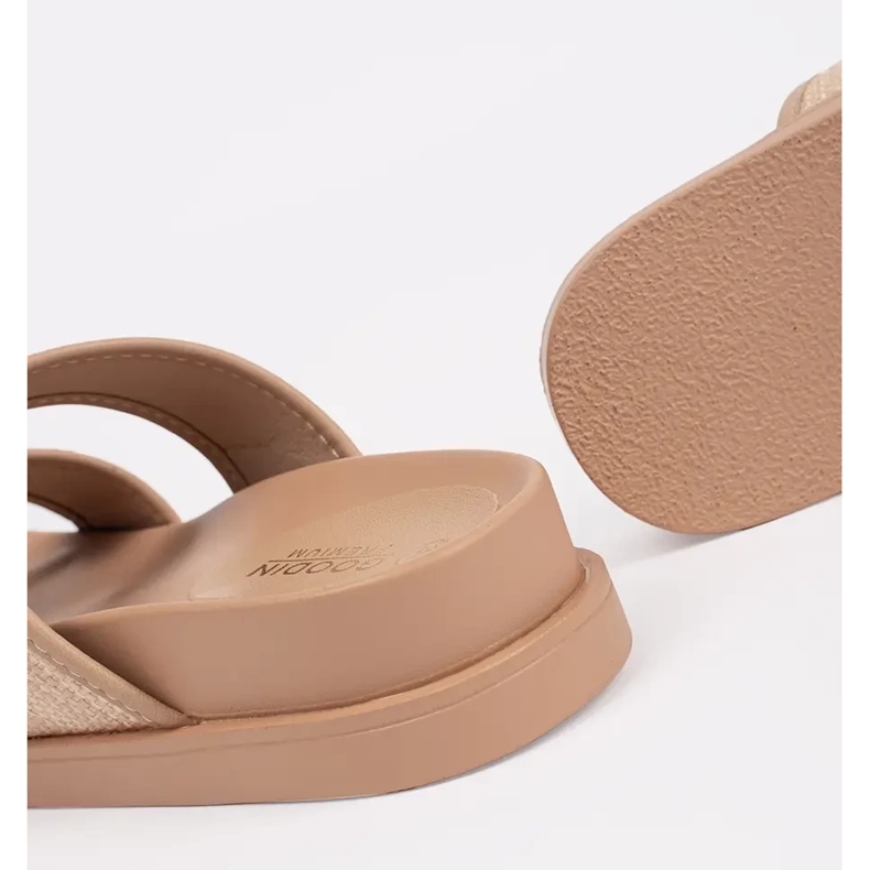 Goodin Beige women's flat flip flops with buckles 1 Goodin Beige women's flat flip flops with buckles 1