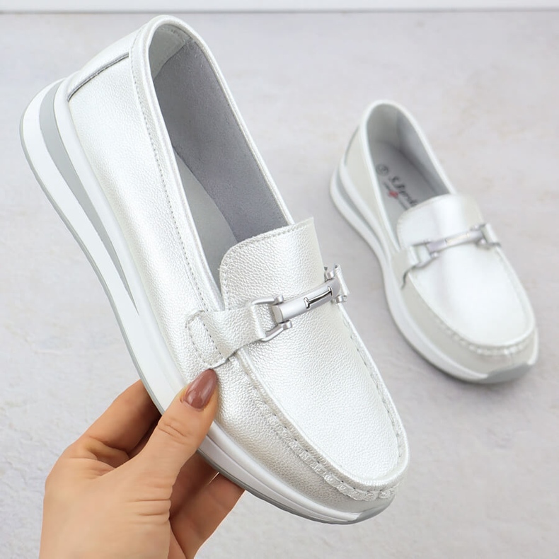 S.Barski Leather moccasin shoes on the pearl platform Białe S. Barski gr51-598 white 1