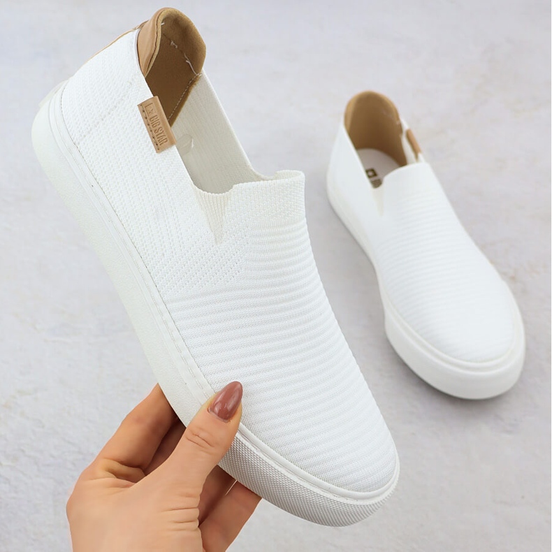 Textile sneakers Slip On Białe Big Star RR274717 white 1