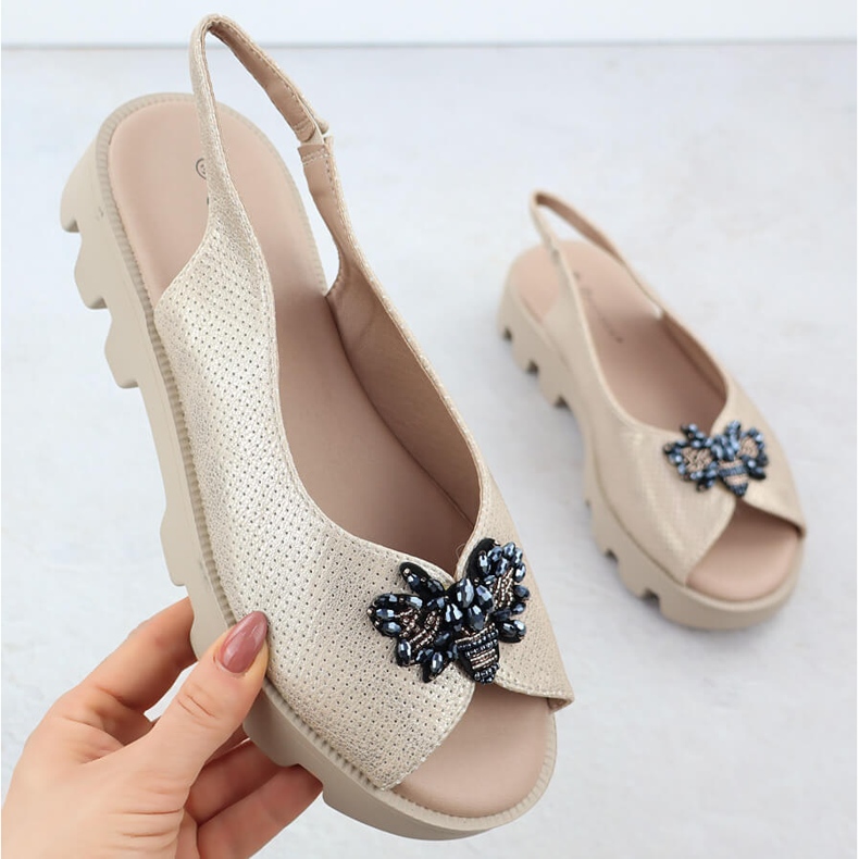 Women's sandals on the platform perforated metallic golden potocki sz12610 1