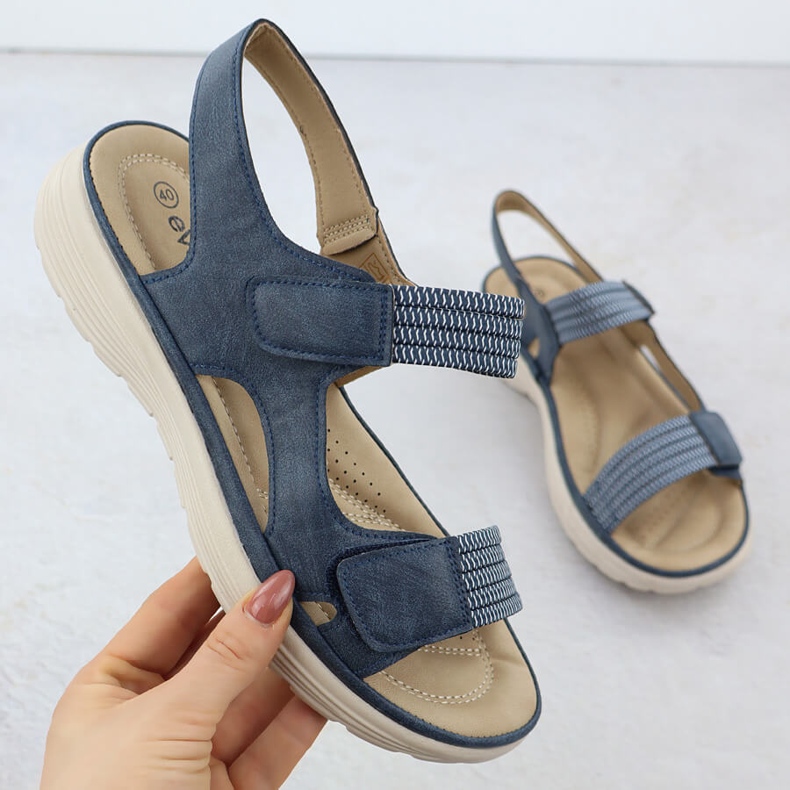 Women's sandals on the platform comfortable navy blue Evento 8874 1