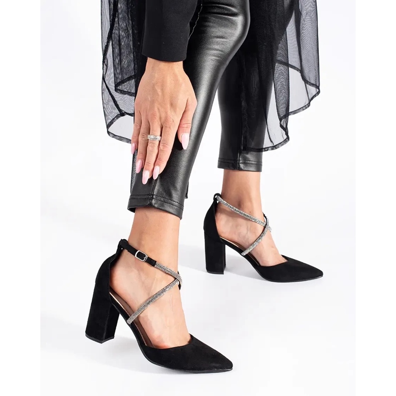 Suede black pumps with sequins 2