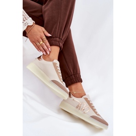 Low women's sports shoes with eco leather beige 4