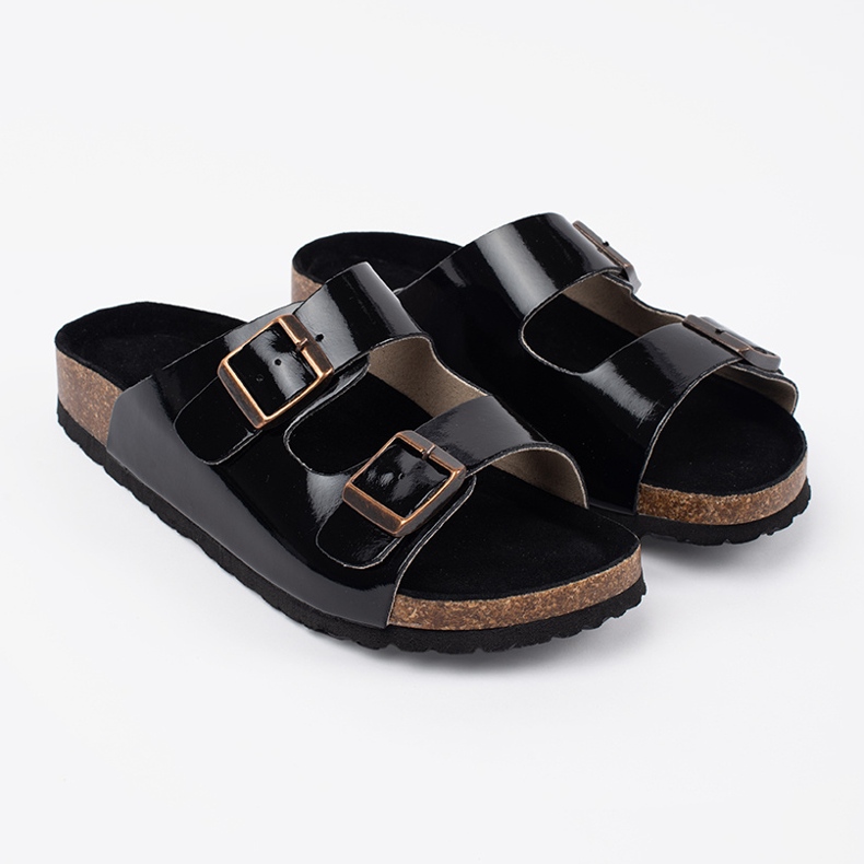 Goodin Black flip flops on a flat sole 1