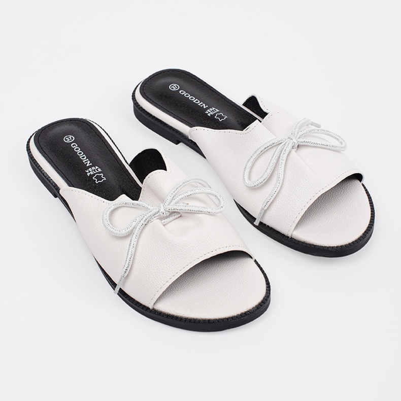 Goodin White flat flip flops with a bow 1