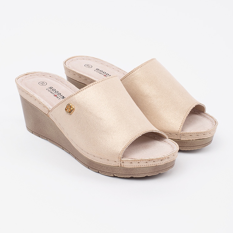 Goodin Golden women's flip -flops on wedge beige 1 Goodin Golden women's flip -flops on wedge beige 1