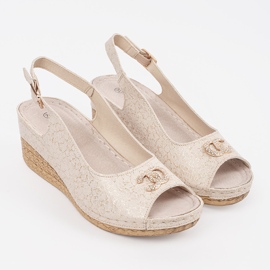 Goodin Beige wedge sandals with a buckle 1