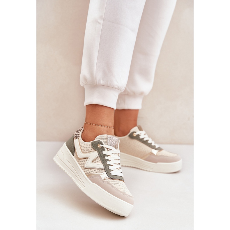 Women's sports shoes on the platform leopard leopard green 2