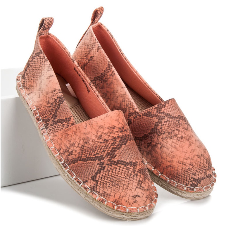 Mckeylor Espadrilles with an animal pattern pink 2