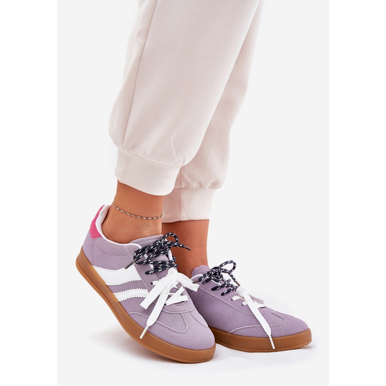 Low women's sneakers with double purple lacing violet 1 Low women's sneakers with double purple lacing violet 1