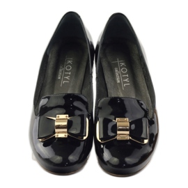 Pumps for women Kotyl 3404 black gold 4
