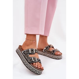 Slippers with decoration and buckles on the black platform 2