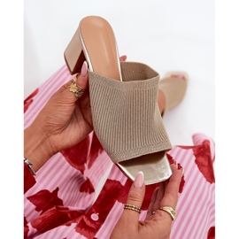 Women's heels with golden pistil 1