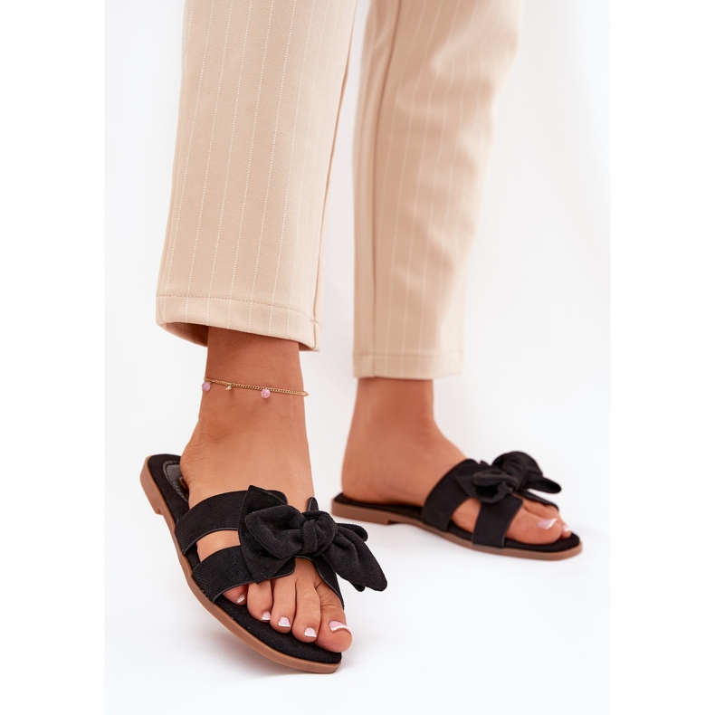 Flat women's flip flops with a black bow 2 Flat women's flip flops with a black bow 2