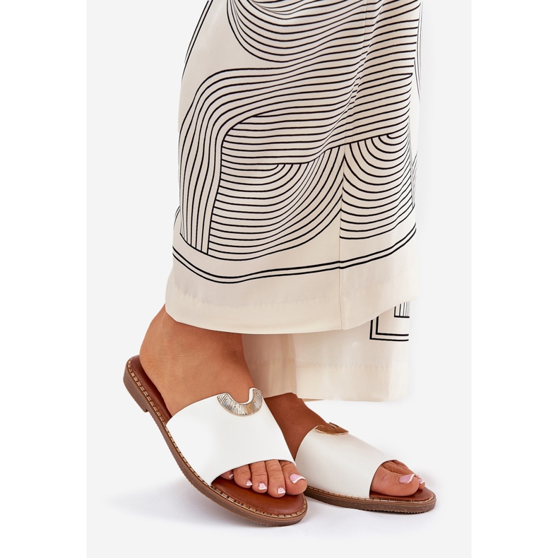 Eco leather women's slippers with decorative white details 1 Eco leather women's slippers with decorative white details 1