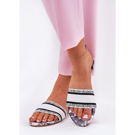 Patrouched flat women's flip flops white 2