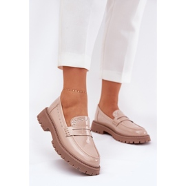 Women's loafers varnished with beige decoration 2