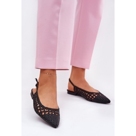 Black -heeled ballerinas 2