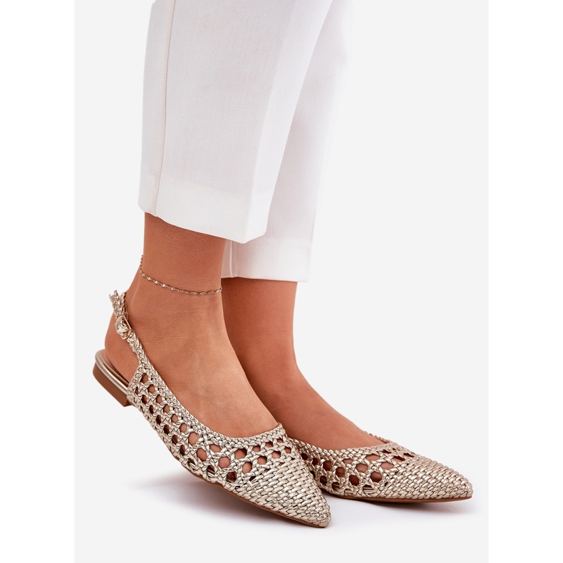 Sandals with braid and pointed toes gold golden 1