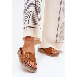 Women's flip flops on the platform with a clamp and camel studs brown 2