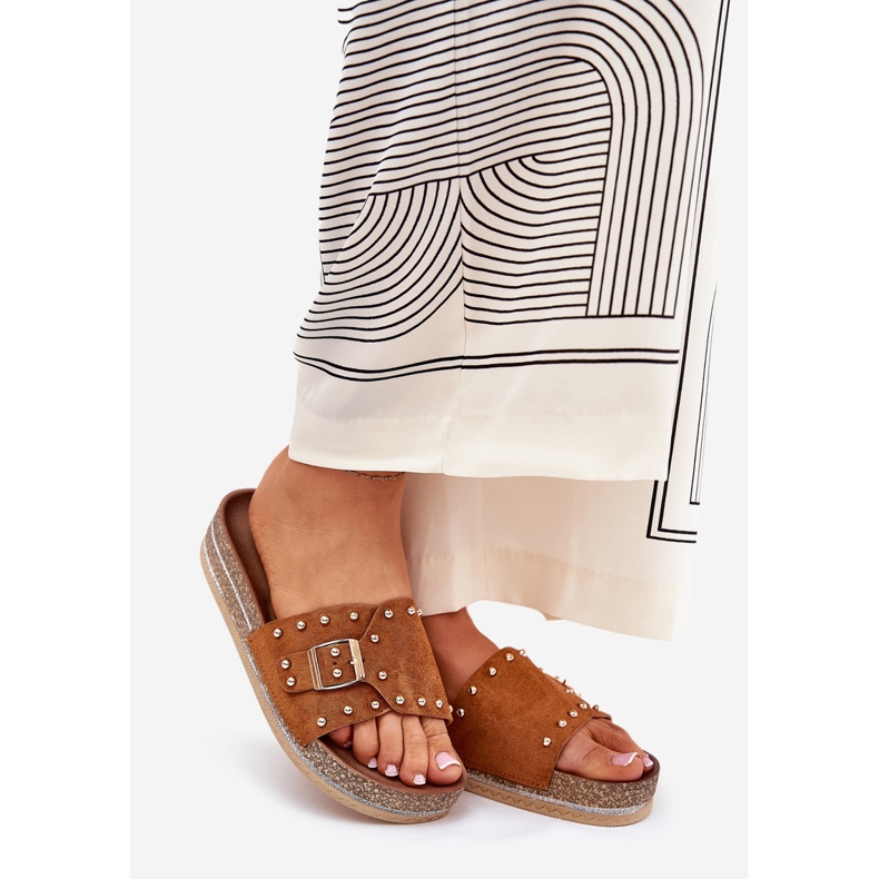 Women's flip flops on the platform with a clamp and camel studs brown 1