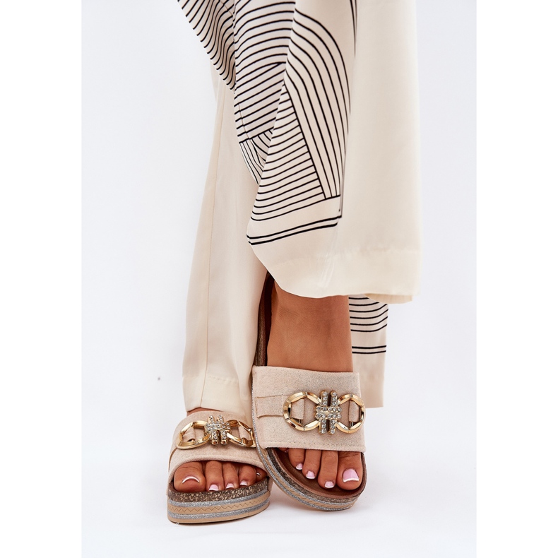 Boto Women's flip flops on the platform with glitter and a golden decoration beige 2