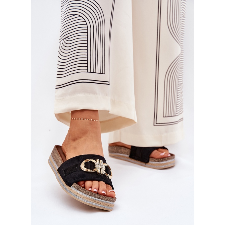 Women's flip flops on the platform with glitter and golden decoration black 2 Women's flip flops on the platform with glitter and golden decoration black 2