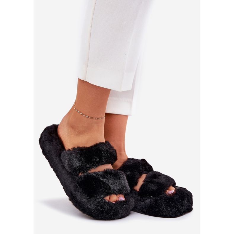 Women's fur slippers on the platform black 1