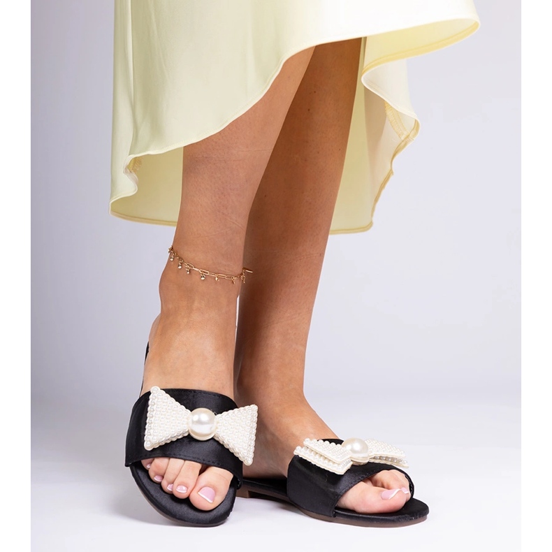 Black satin flip flops with a bow in pearls 2