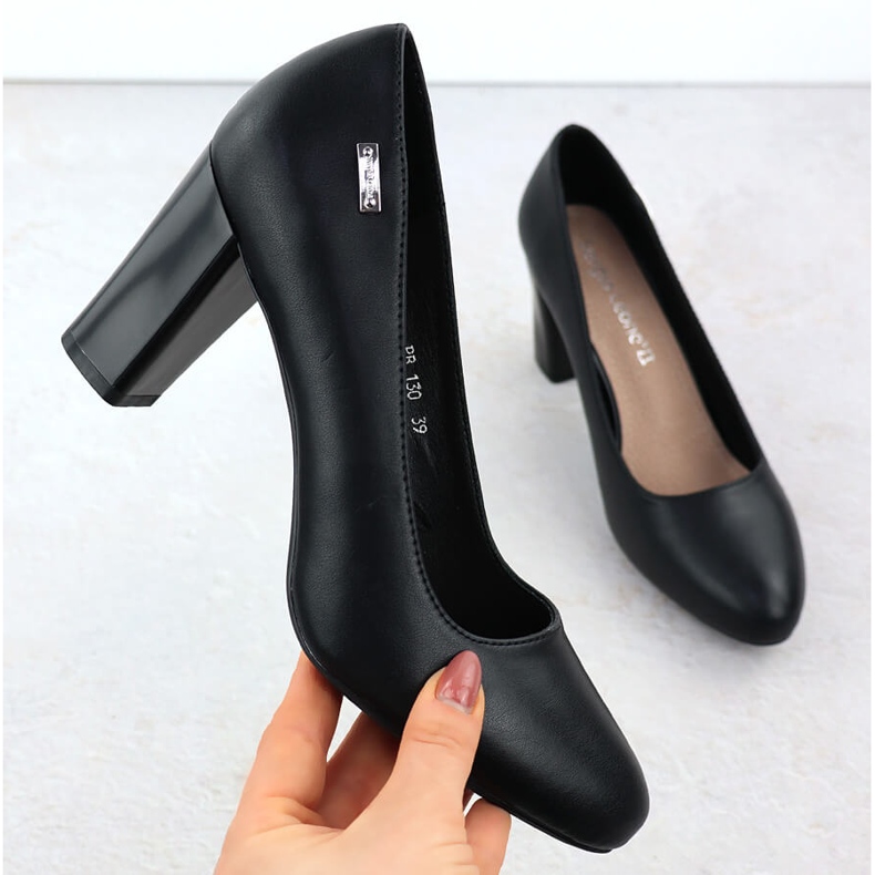 Leather pumps on the Black Sergio Leone PB130 post 1 Leather pumps on the Black Sergio Leone PB130 post 1