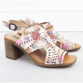 Women's openwork women's sandals with flowers Jezzi 24125 pink 2