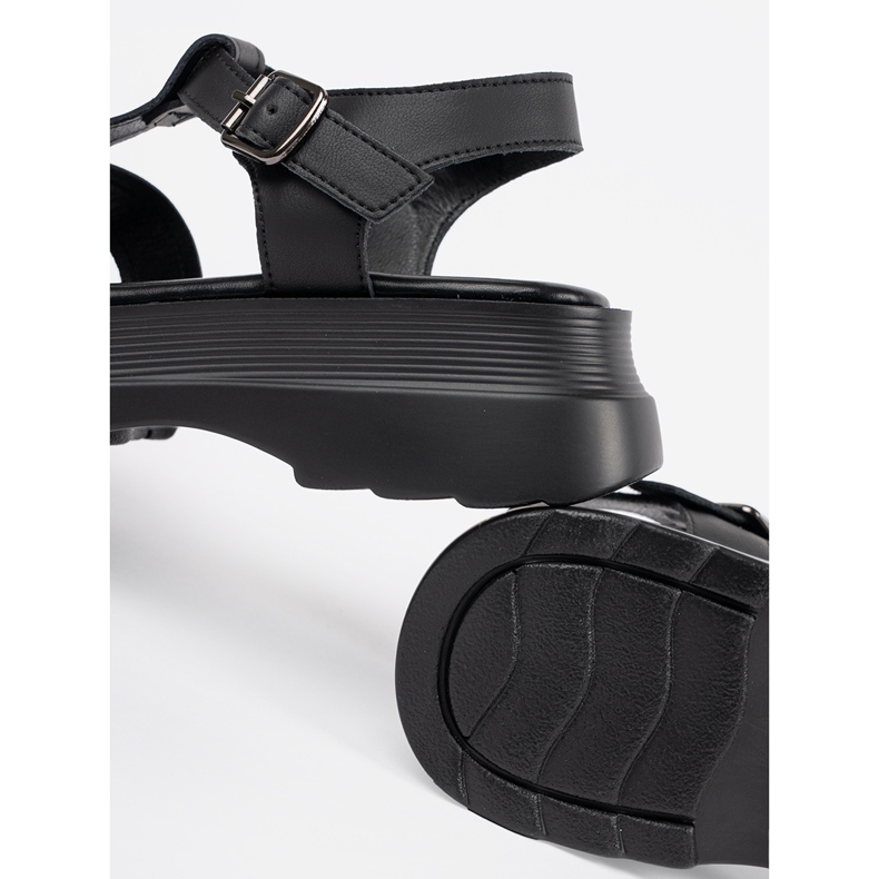 Goodin Black sandals on a thick sole 1