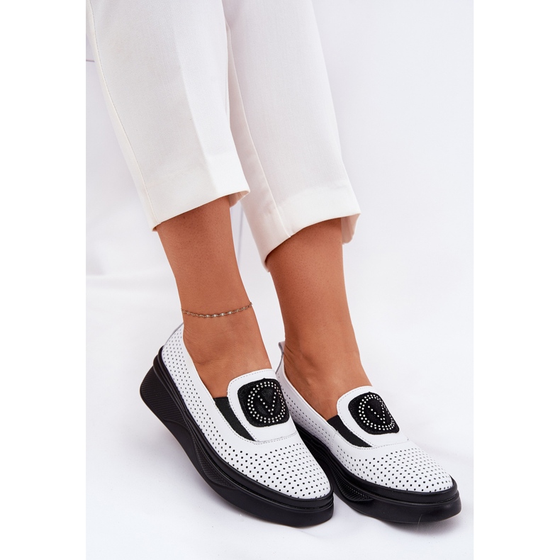 Women's openwork leather loafers on the platform and vinceza 79522 white wedges 2