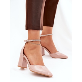 Painted pumps with pointed toes on the post beige 2