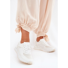 Women's Sports Shoes White 2 Women's Sports Shoes White 2