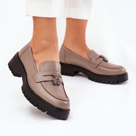 Women's leather loafers with pins bear Vinceza 18109 beige 2