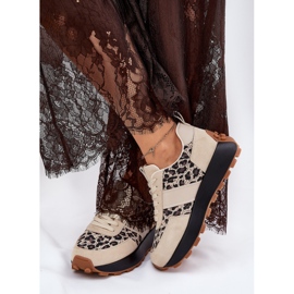 Women's suede sneakers on the platform leopard Vinceza 66793 beige 2