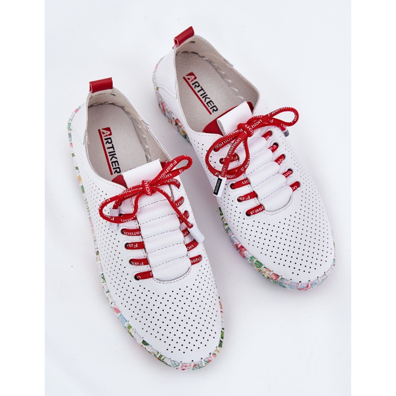Leather shoes on the patterned platform Artiker 54C1567 white and red 2