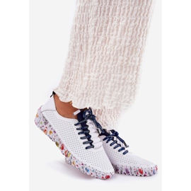 Leather shoes on the patterned Artiker 52C1713 platform white 1