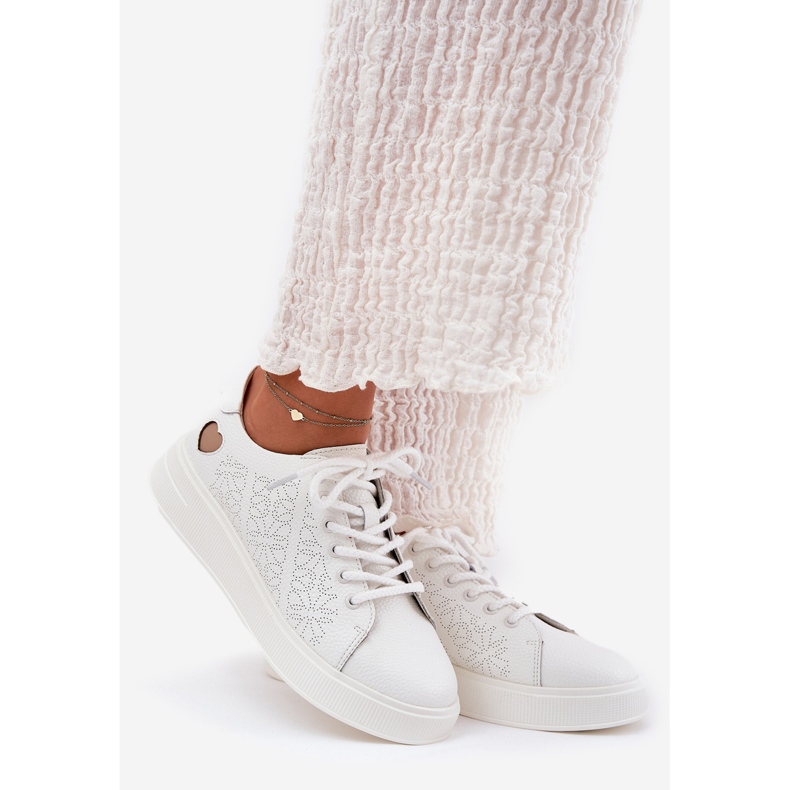 Women's leather sneakers on the Vinceza 88018 white platform 1