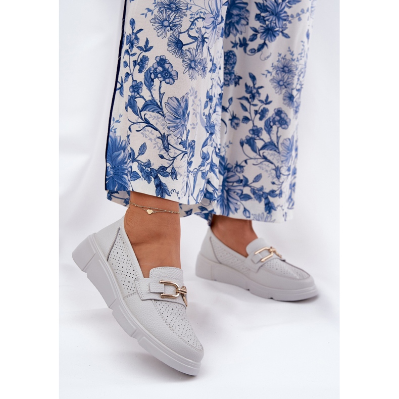 Vinceza Women's leather loafers with a golden detail Vincez 88007 light gray white 2 Vinceza Women's leather loafers with a golden detail Vincez 88007 light gray white 2