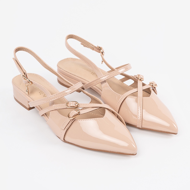 Goodin Beige lacquered pumps with golden additives 1 Goodin Beige lacquered pumps with golden additives 1